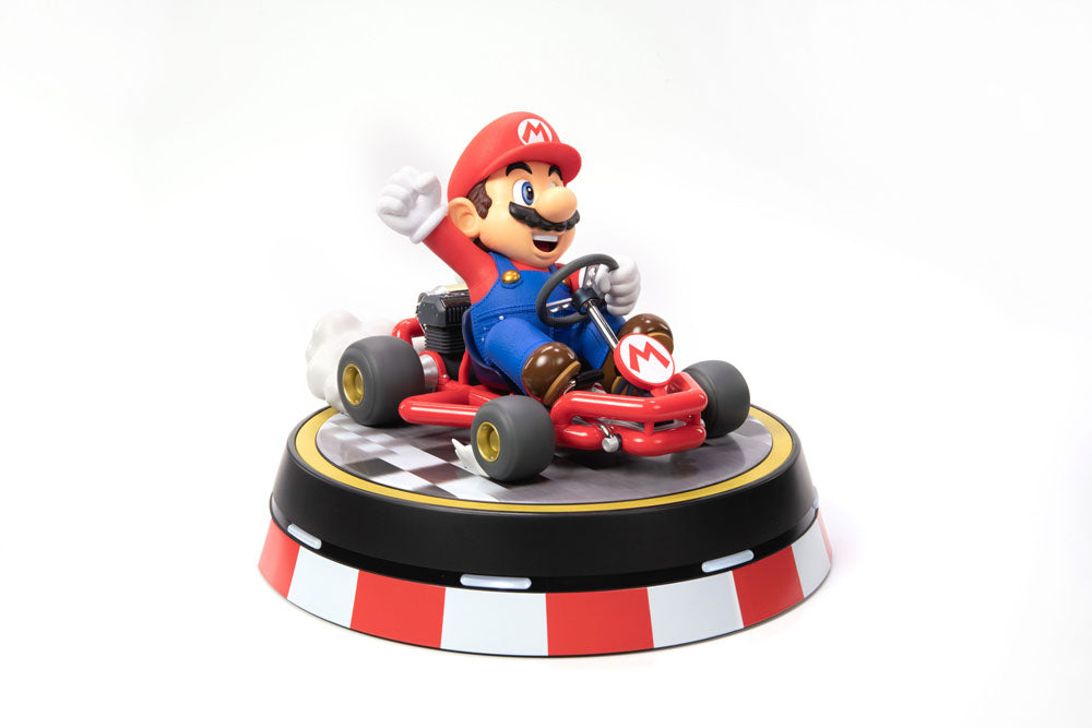 MARIO KART MARIO PVC PAINT DELUXE Estatua