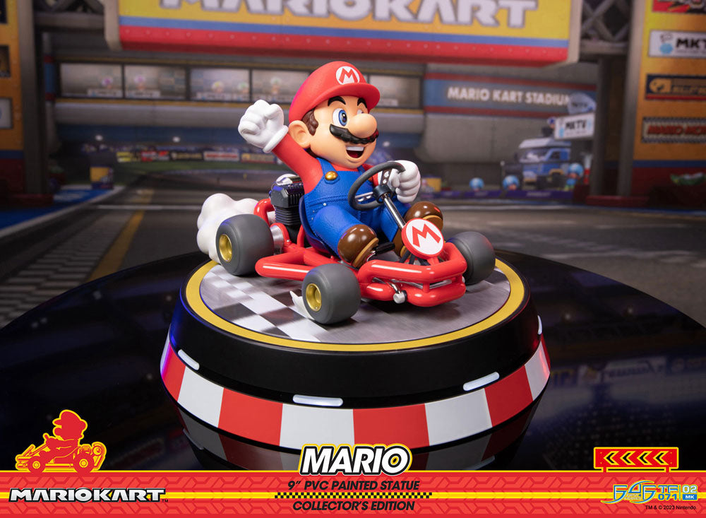MARIO KART MARIO PVC PAINT DELUXE Estatua