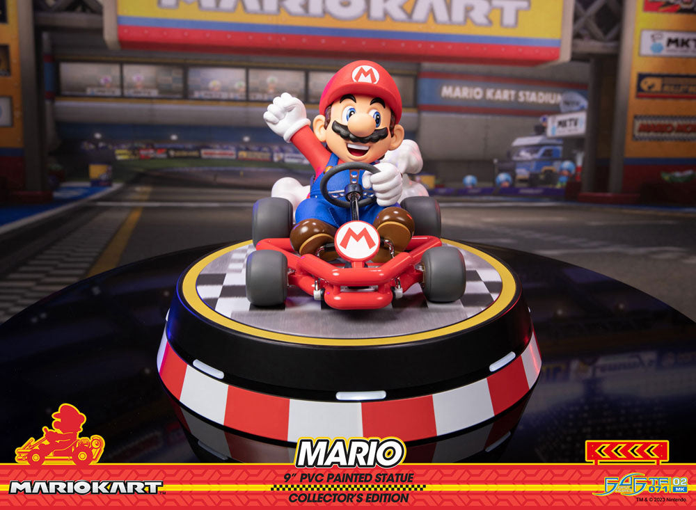 MARIO KART MARIO PVC PAINT DELUXE Estatua