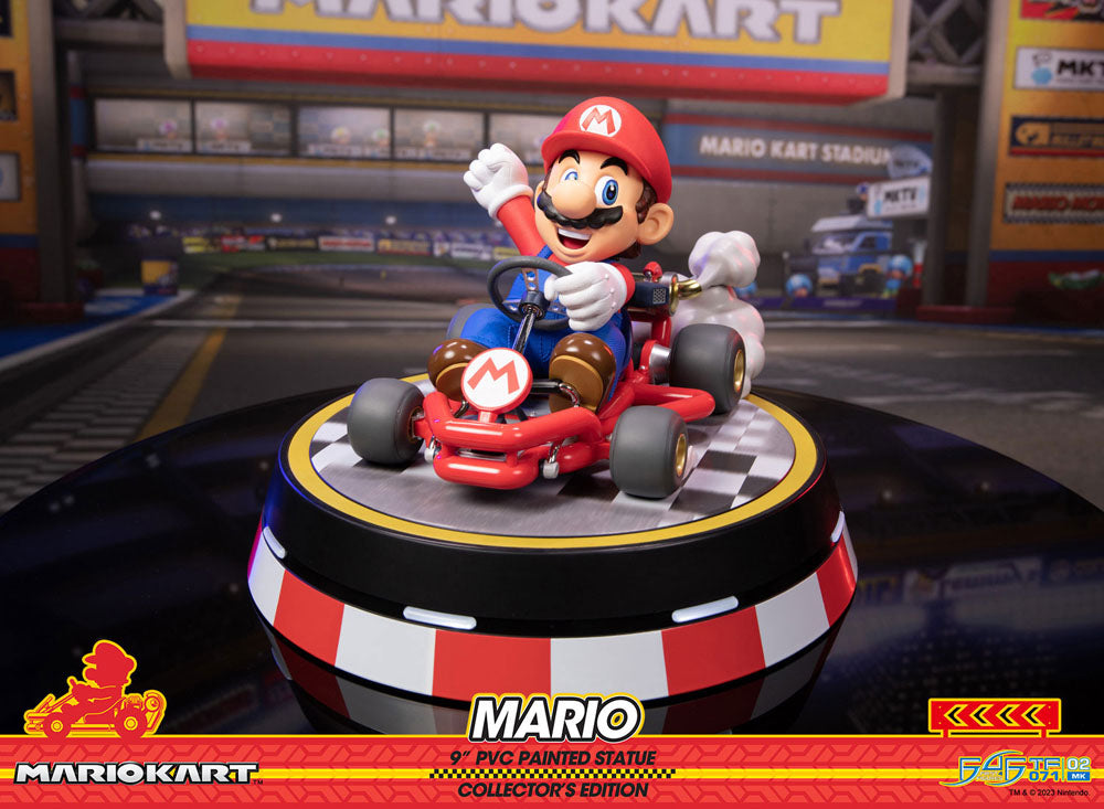 MARIO KART MARIO PVC PAINT DELUXE Estatua