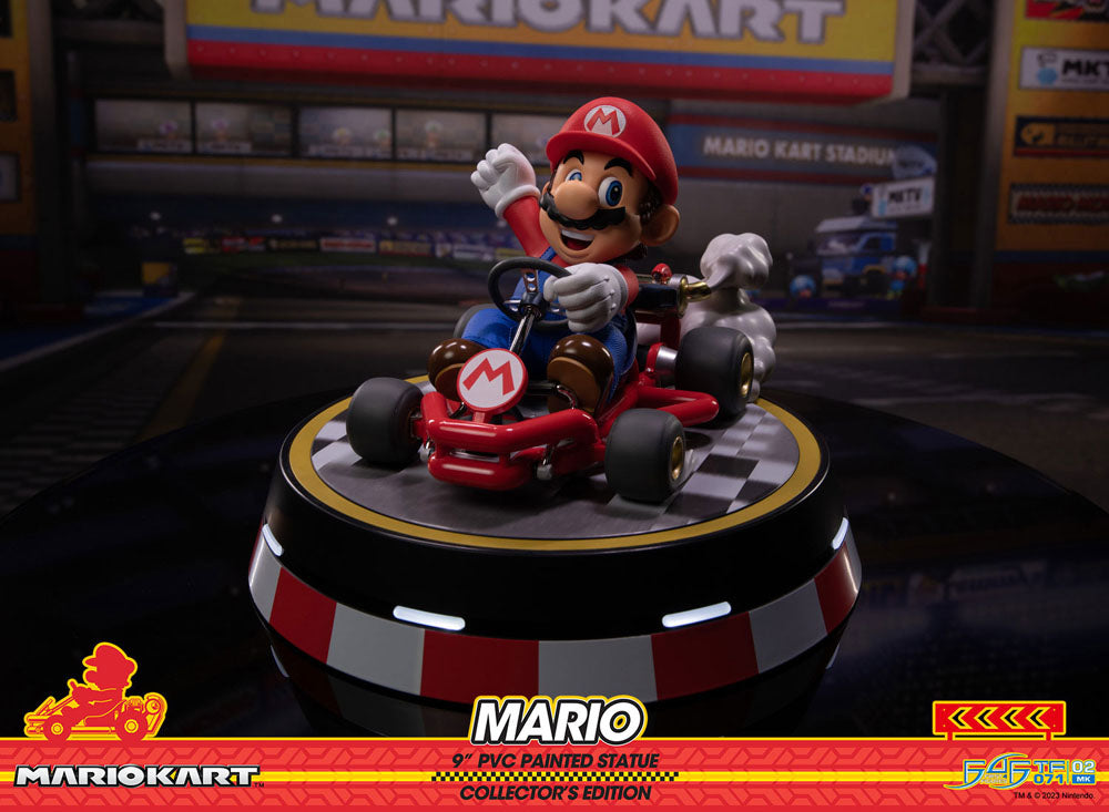 MARIO KART MARIO PVC PAINT DELUXE Estatua