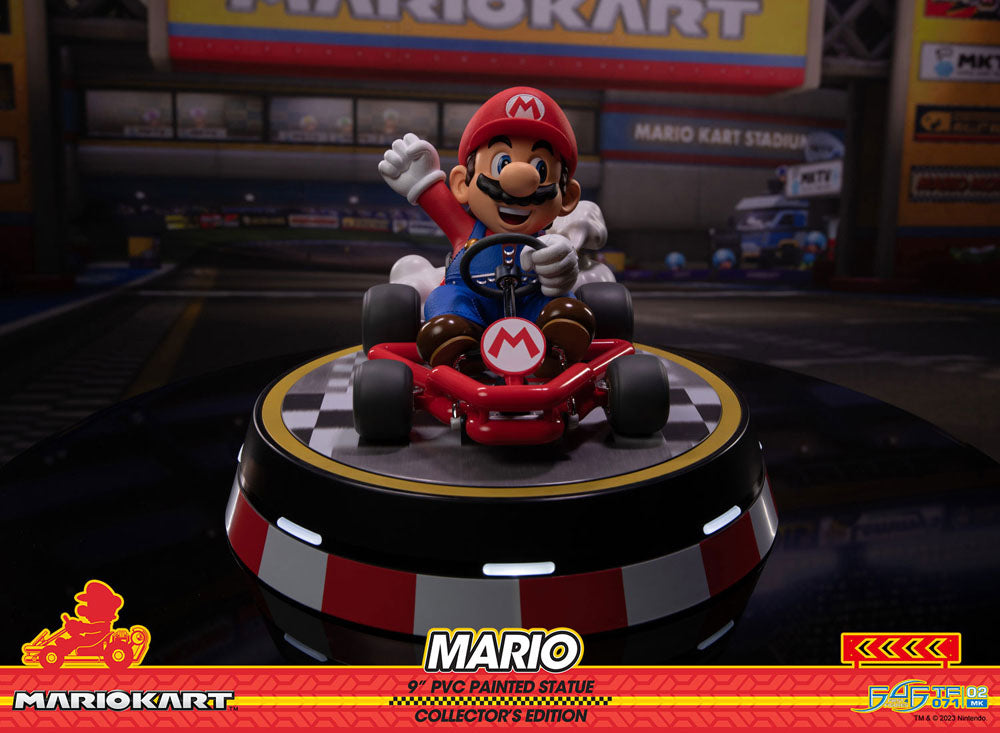 MARIO KART MARIO PVC PAINT DELUXE Estatua