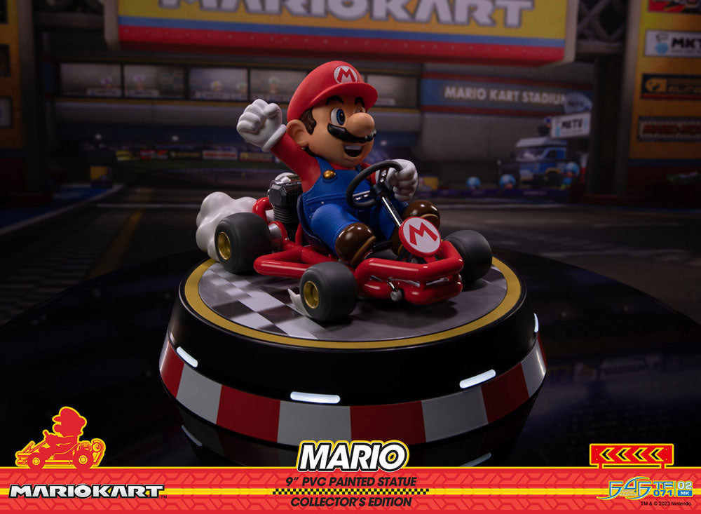 MARIO KART MARIO PVC PAINT DELUXE Estatua