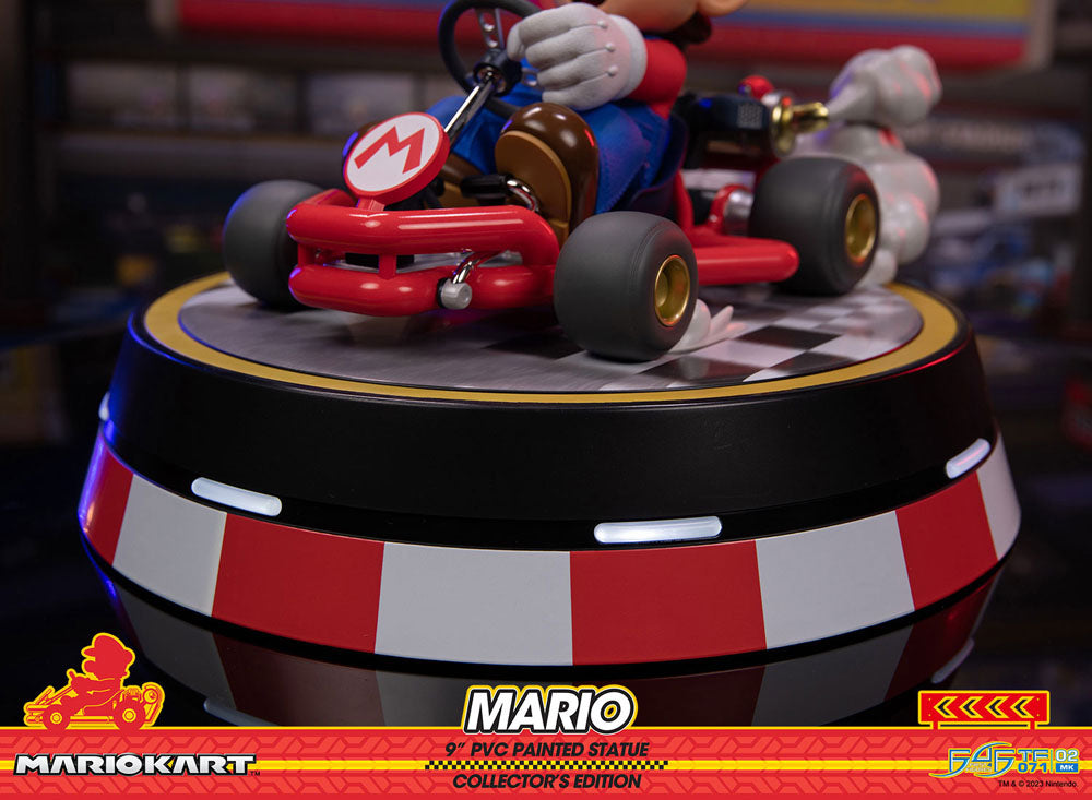 MARIO KART MARIO PVC PAINT DELUXE Estatua