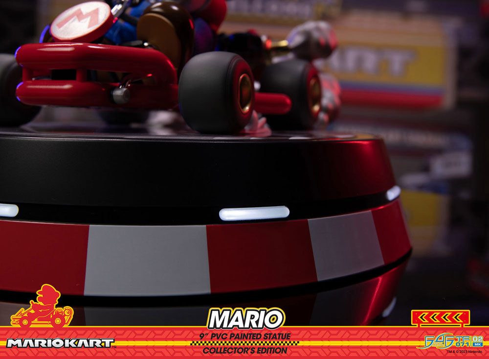MARIO KART MARIO PVC PAINT DELUXE Estatua
