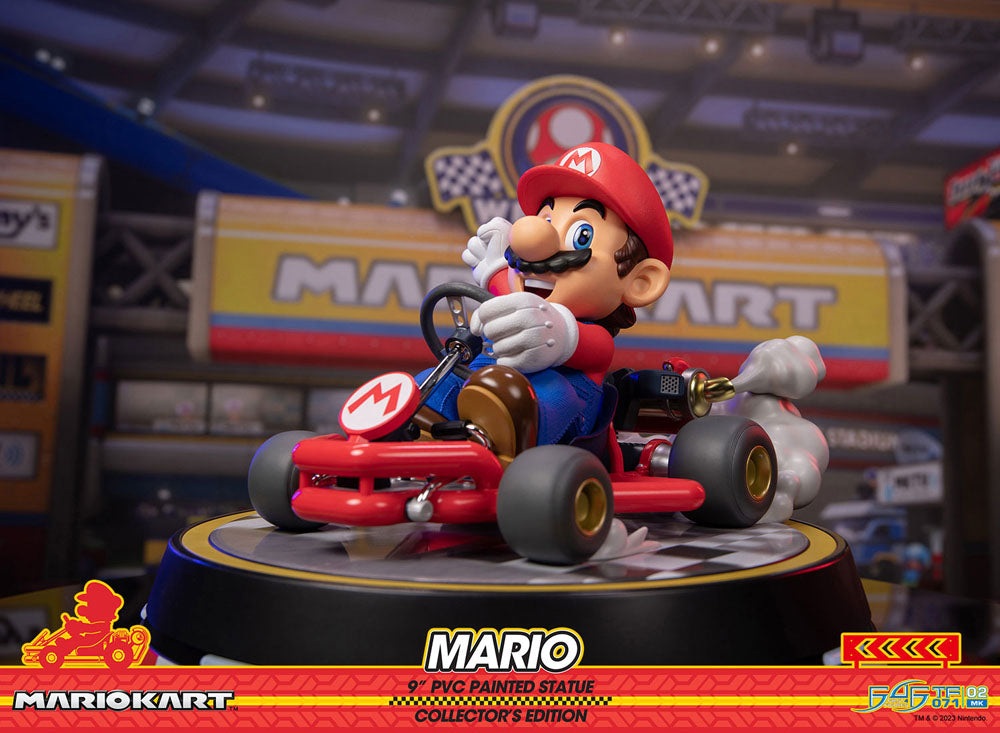 MARIO KART MARIO PVC PAINT DELUXE Estatua