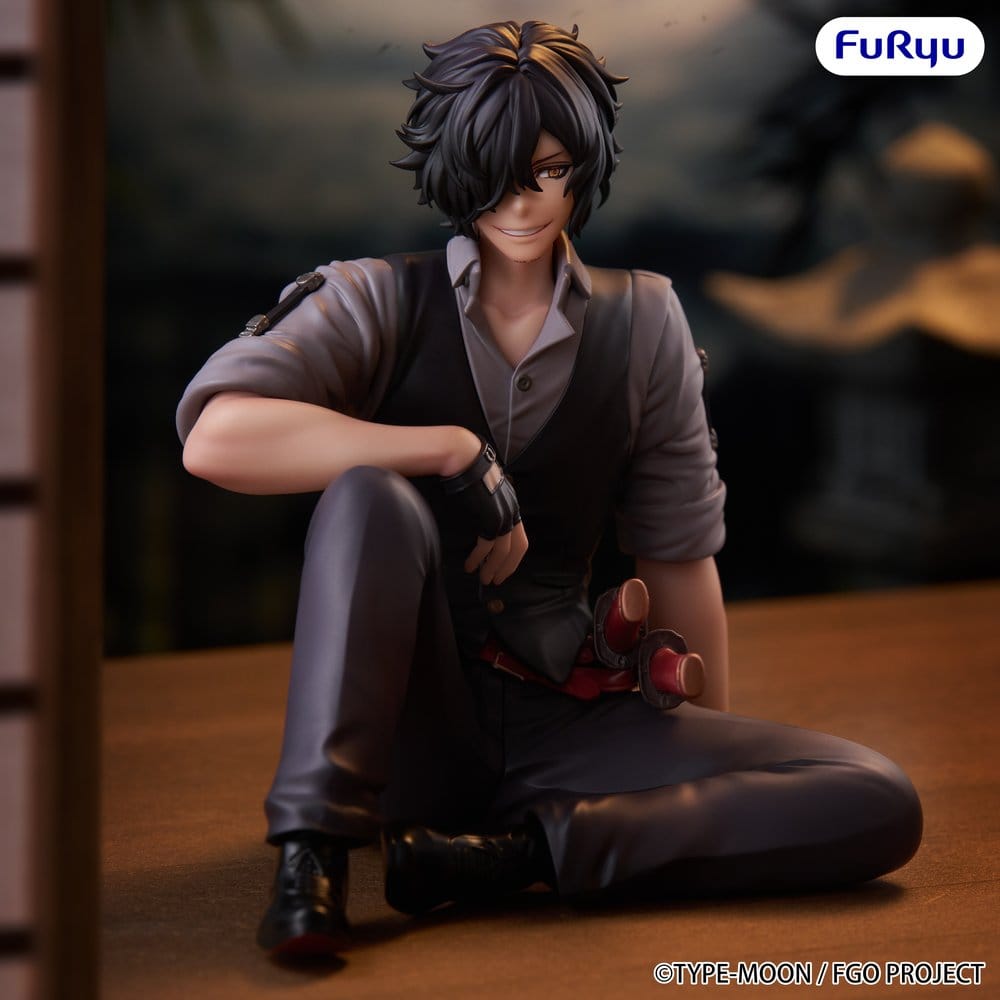 Fate/Grand Order Figura PVC Noodle Stopper Assassin Izou Okada Awesome Dapper Suit 9 cm Frikytopia