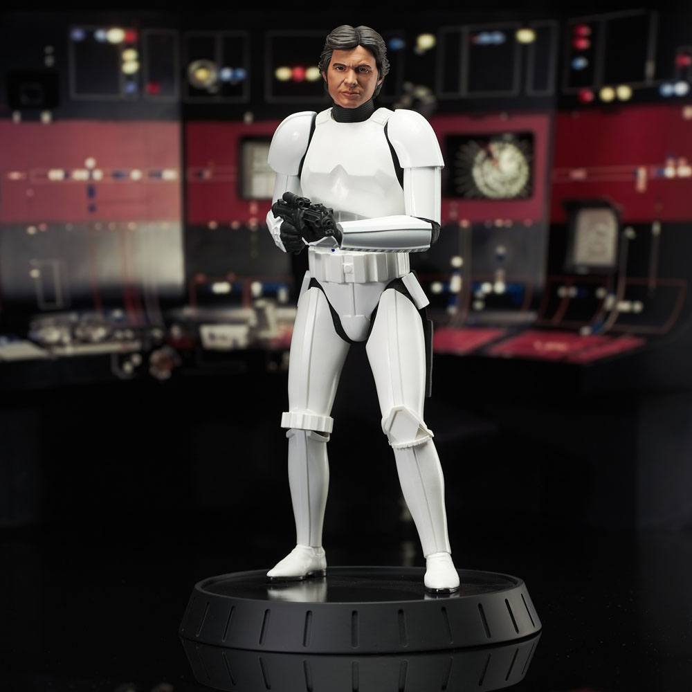 Star Wars Episode IV Estatua Milestones 1/6 Han Solo (Stormtrooper Disguise) 40th Anniversary Exclusive 30 cm