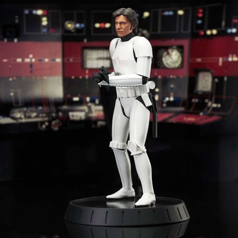 Star Wars Episode IV Estatua Milestones 1/6 Han Solo (Stormtrooper Disguise) 40th Anniversary Exclusive 30 cm