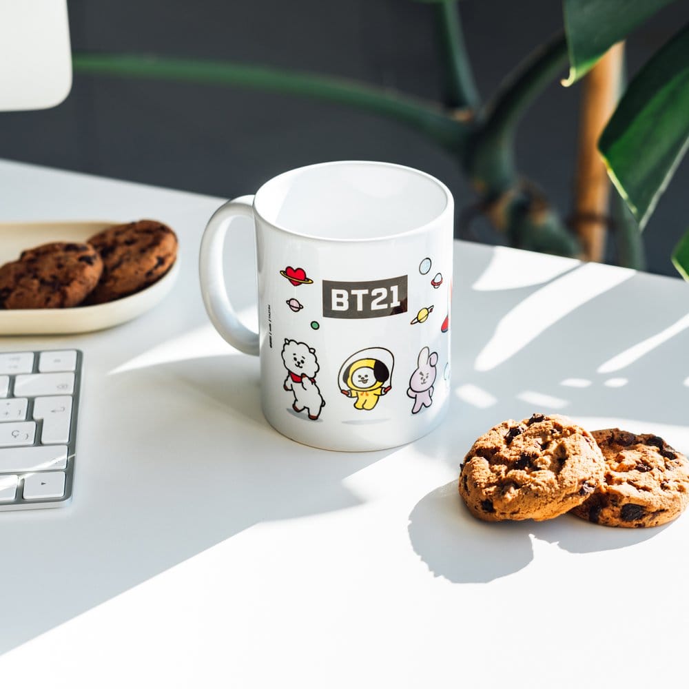 Taza Universtar BT21 330ml