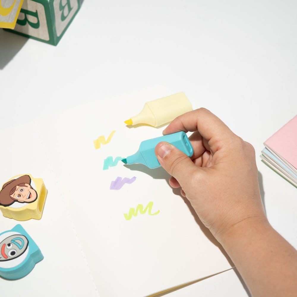 Toy Story Subrayadores con Toppers Set de 4