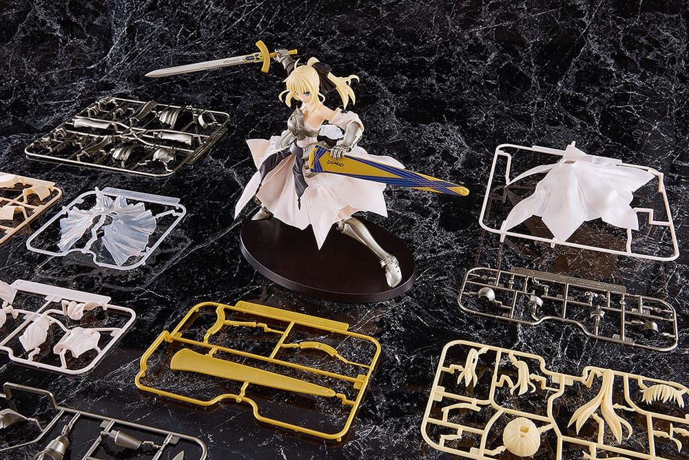 Fate/Stay Night Maqueta Plamatea Reincarnation Saber Lily Distant Avalon 20 cm
