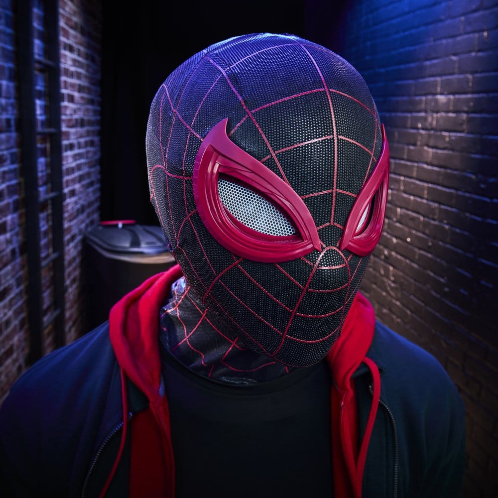 Spider-Man: Miles Morales Marvel Legends Máscara Electrónica Expresiva