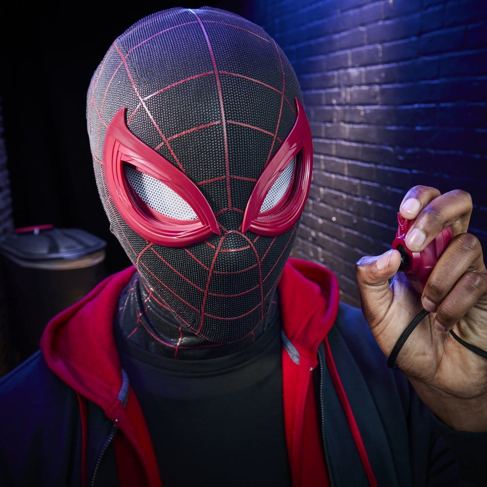 Spider-Man: Miles Morales Marvel Legends Máscara Electrónica Expresiva