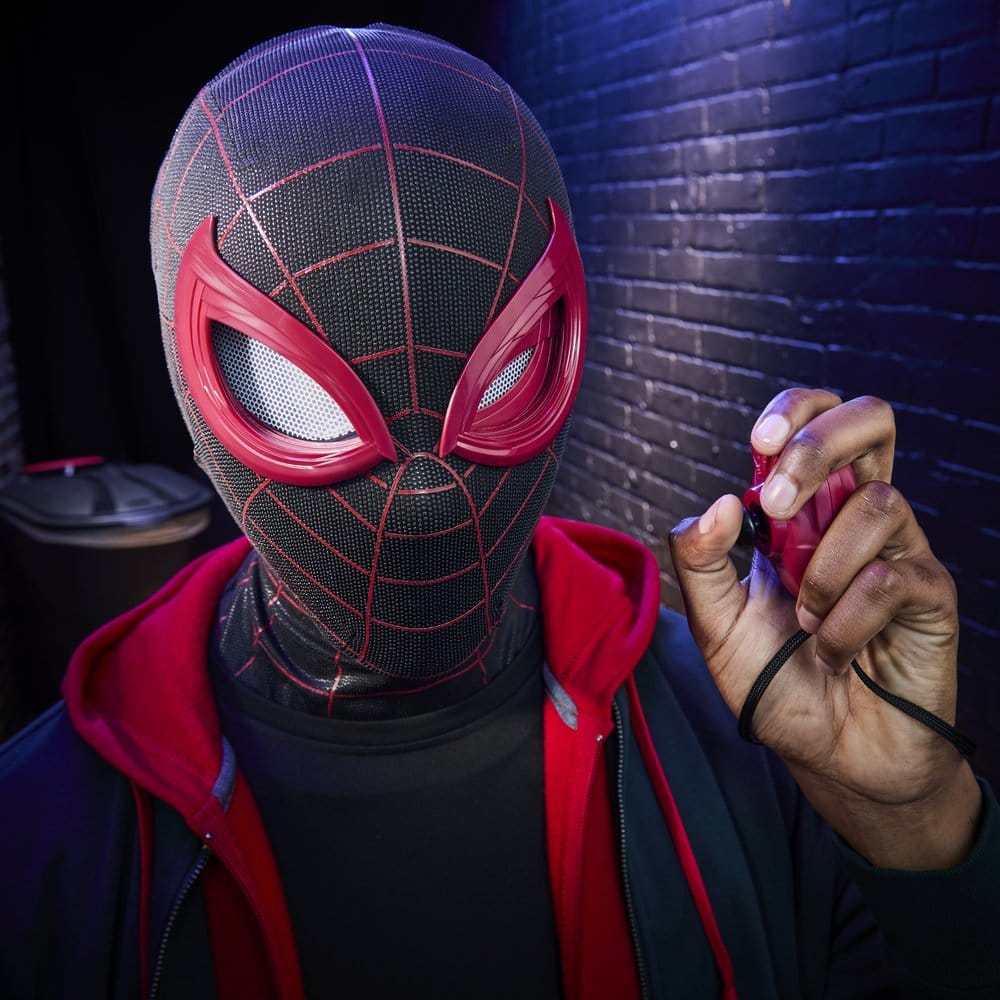 Spider-Man: Miles Morales Marvel Legends Máscara Electrónica Expresiva
