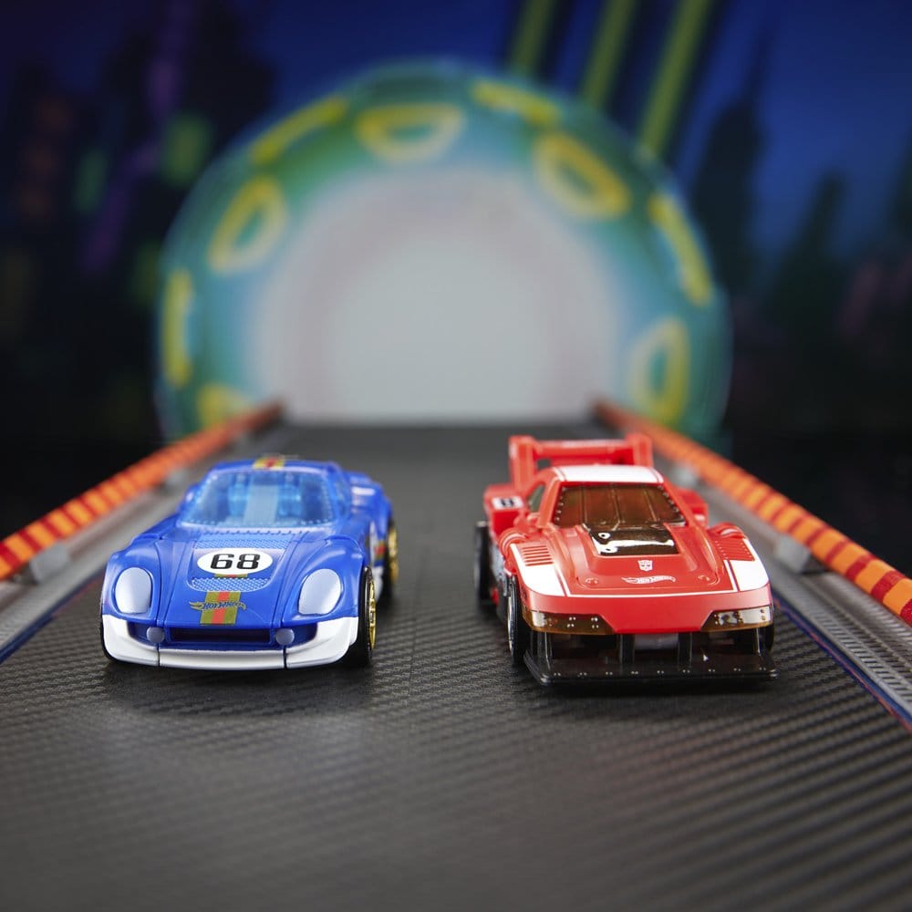 Transformers x Hot Wheels Collaborative Deluxe Class Figura El Segundo Coupe 13 cm