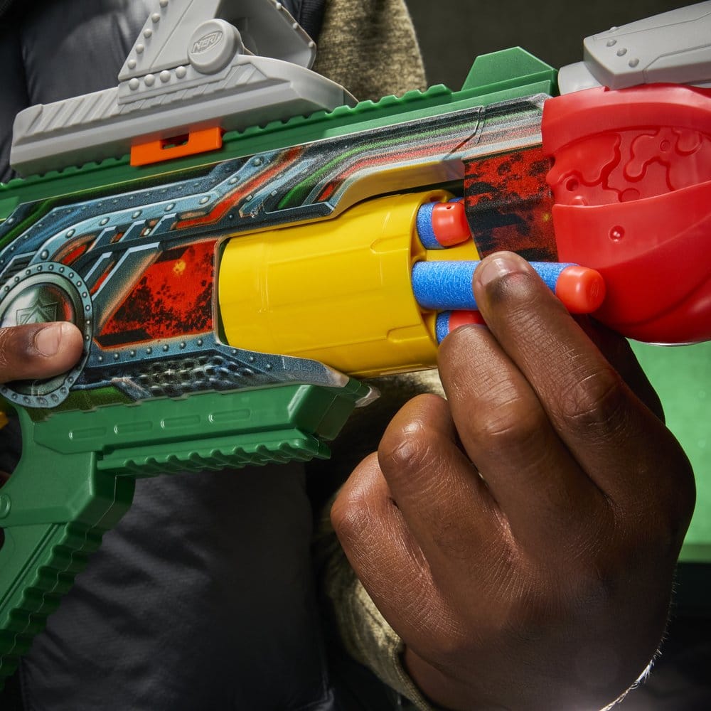 Avengers: Doomsday NERF Lanzador de Dardos Doctor Doom