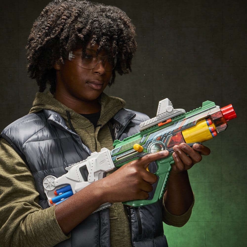 Avengers: Doomsday NERF Lanzador de Dardos Doctor Doom