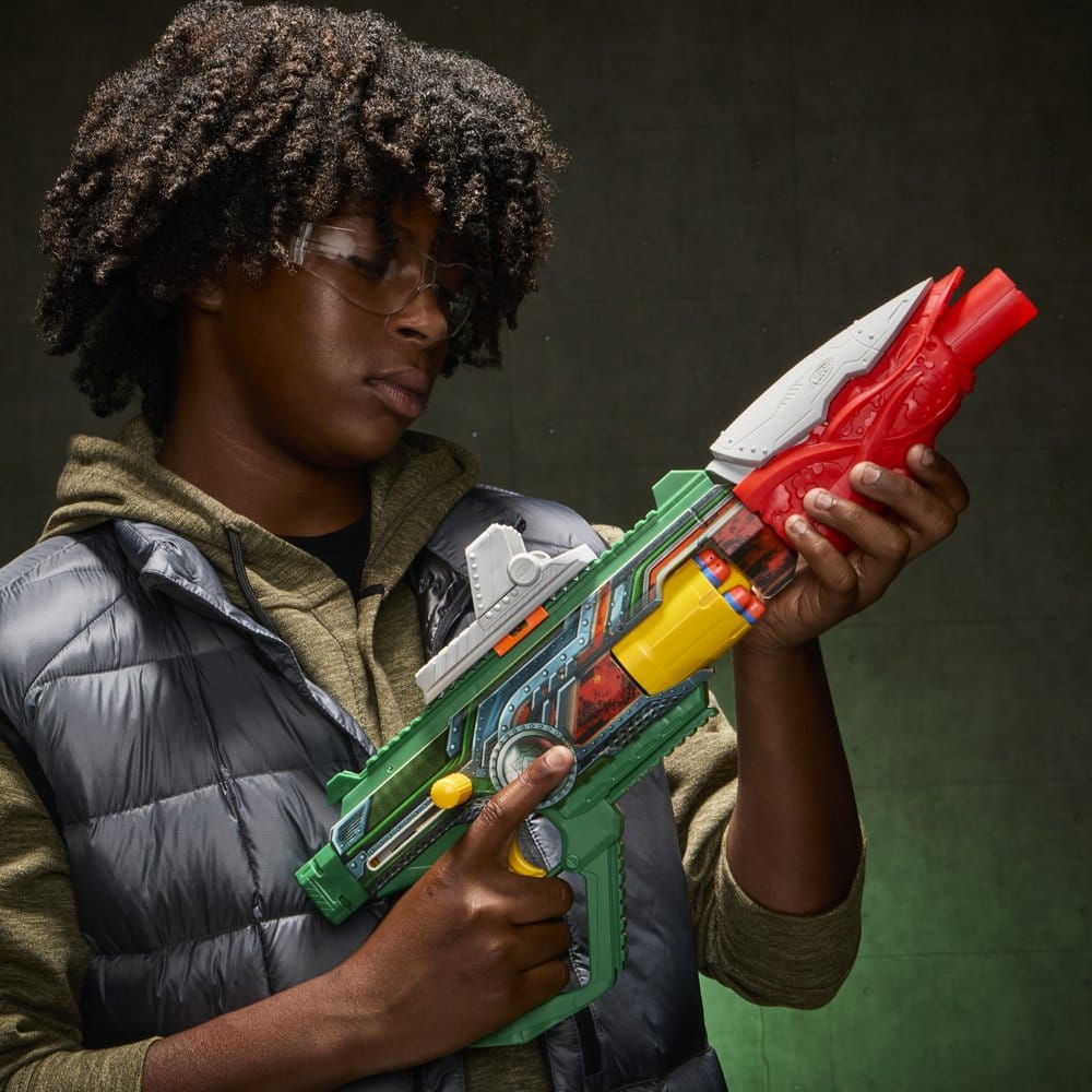 Avengers: Doomsday NERF Lanzador de Dardos Doctor Doom