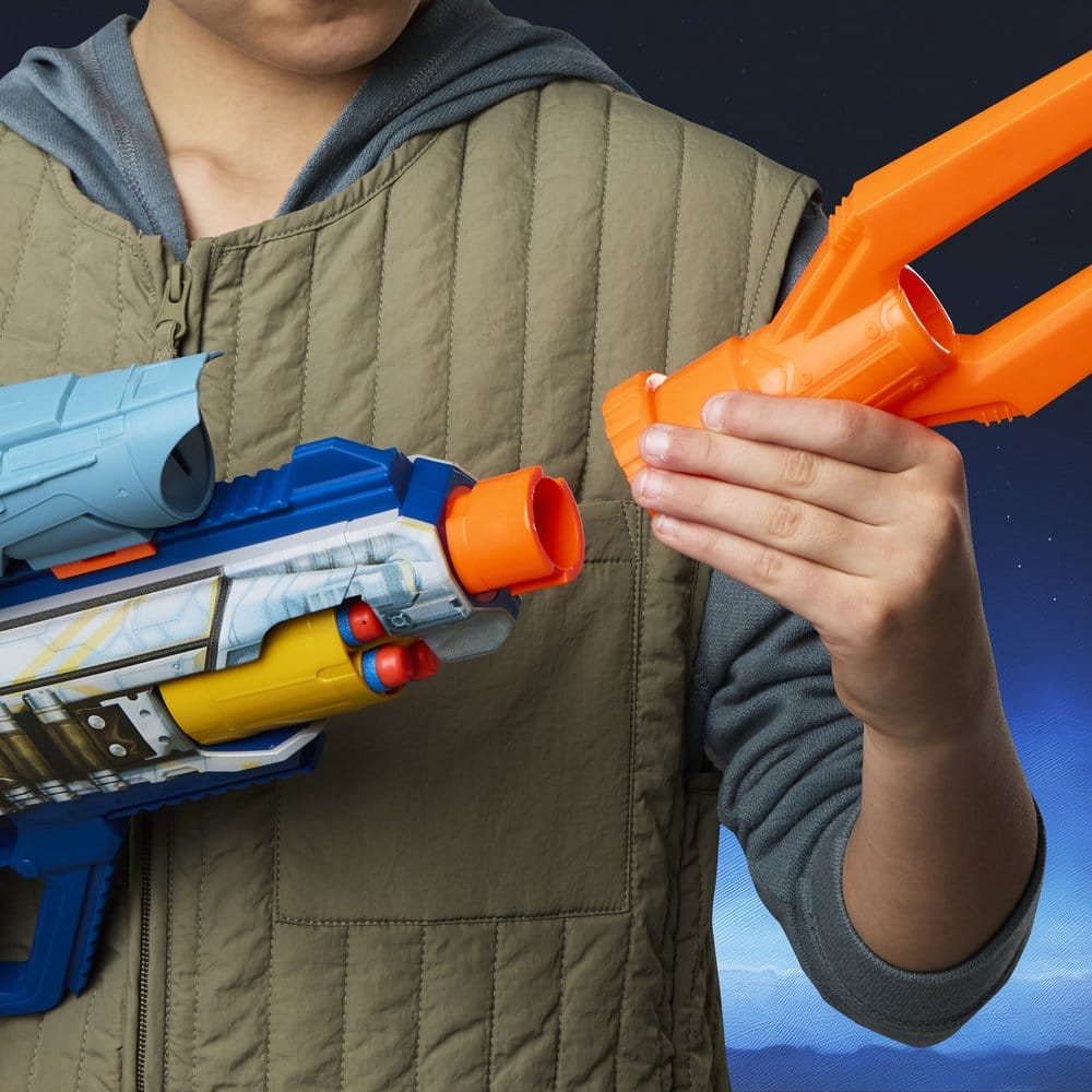 Star Wars: The Mandalorian and Grogu NERF Lanzador de Dardos The Mandalorian