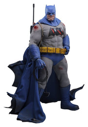 Batman: The Dark Knight Returns Figura Comic Masterpiece 1/6 Batman (Battle Damaged Version) 32 cm
