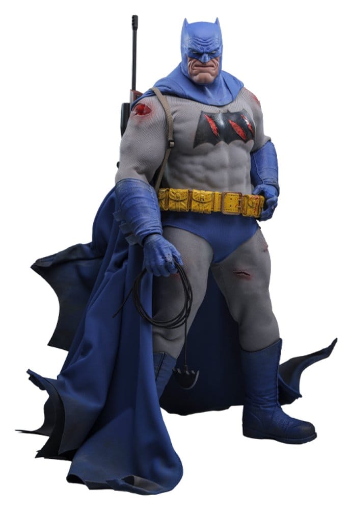 Batman: The Dark Knight Returns Figura Comic Masterpiece 1/6 Batman (Battle Damaged Version) 32 cm