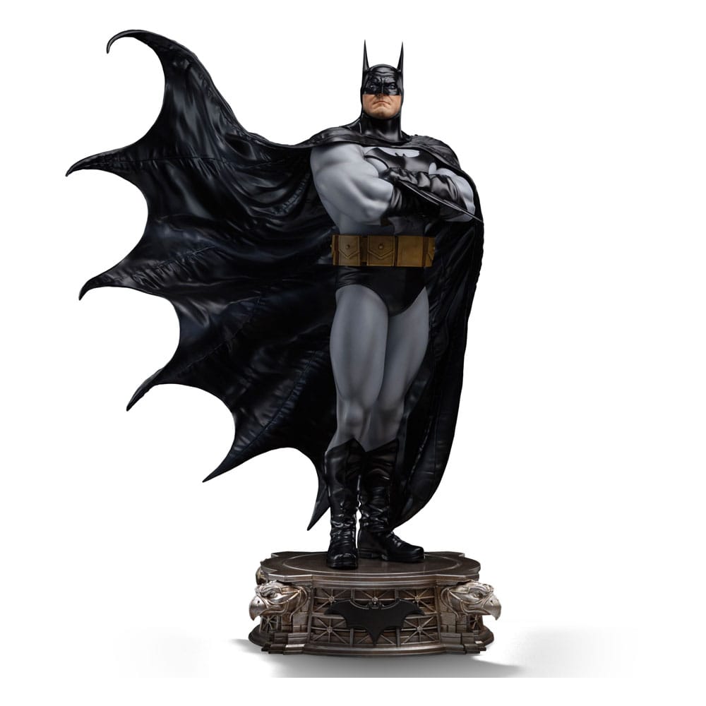 DC Comics Estatua Legacy Replica 1/4 Batman DC Trinity 60 cm Frikytopia