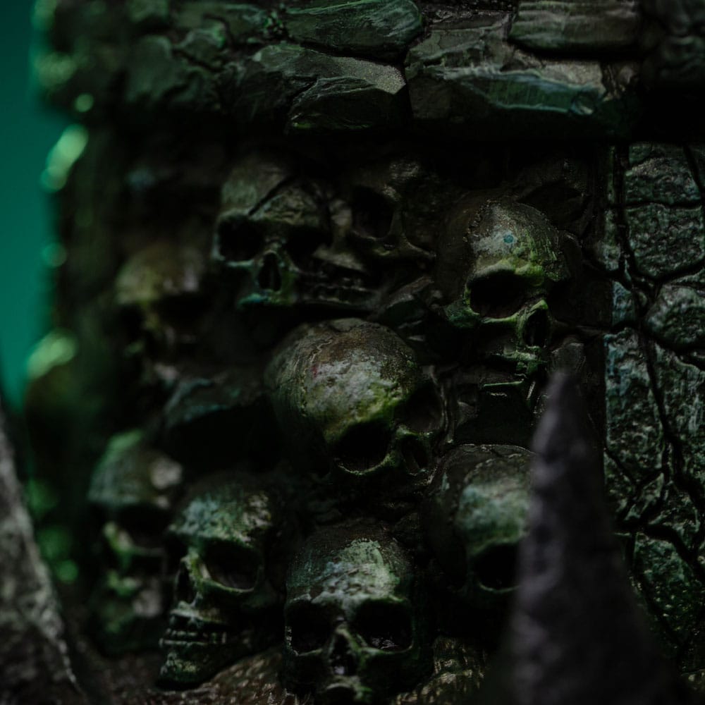 LORD OF THE Anillo ARAGORN UNLEASHED 1/10 Estatua