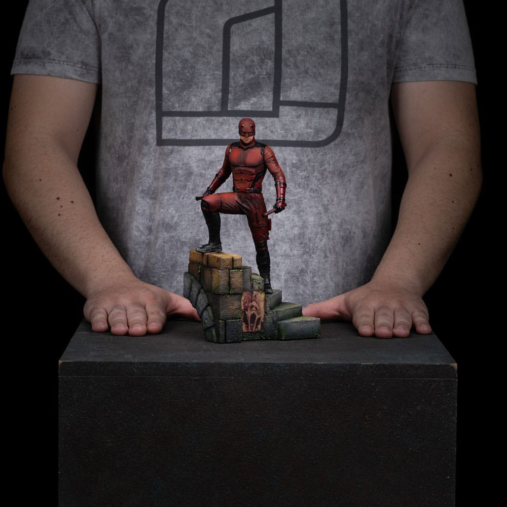 DAREDEVIL BORN AGAIN 1/10 Estatua