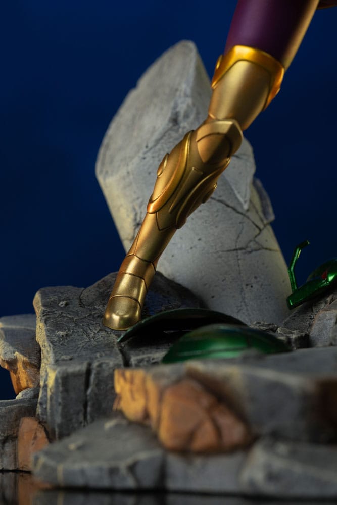 SAINT SEIYA CAPRICORN SHURA 1/10 Estatua