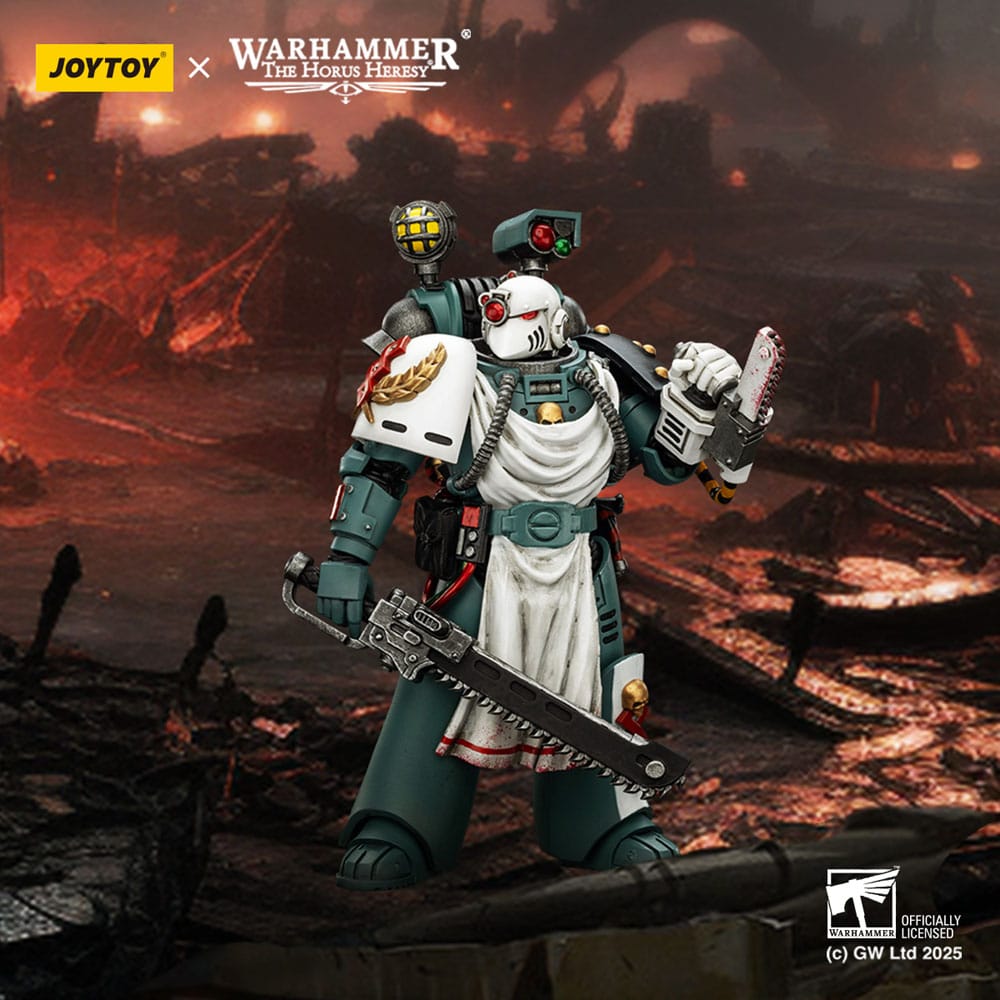 Warhammer 40,000: Sons of Horus Figura Legion Apothecary 12 cm