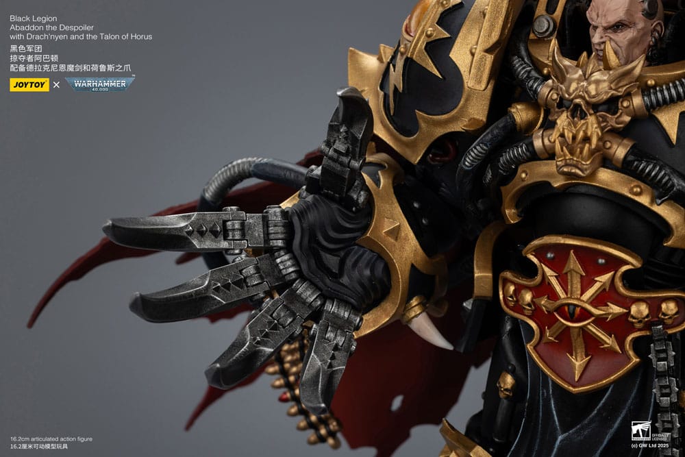 Warhammer 40,000 Figura  Black Legion Abaddon the Despoiler with Drach'nyen and the Talo 16 cm