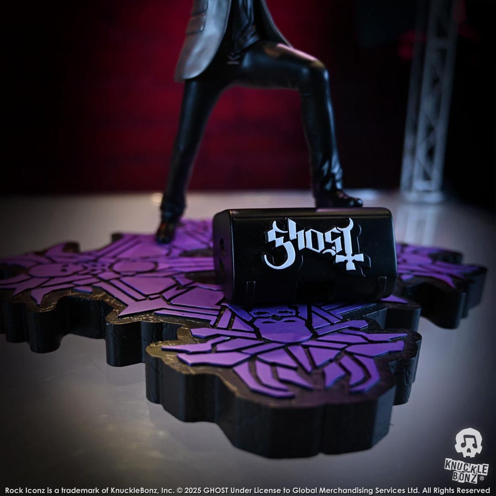 Ghost Estatua Rock Iconz Papa V Perpetua Top Hat 22 cm
