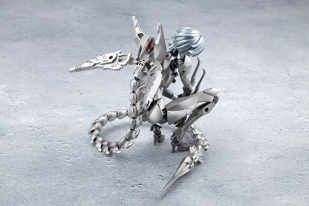 Megalomaria Unlimited Universe Maqueta Plastic Model Kit Wreckage Hunter 25 cm