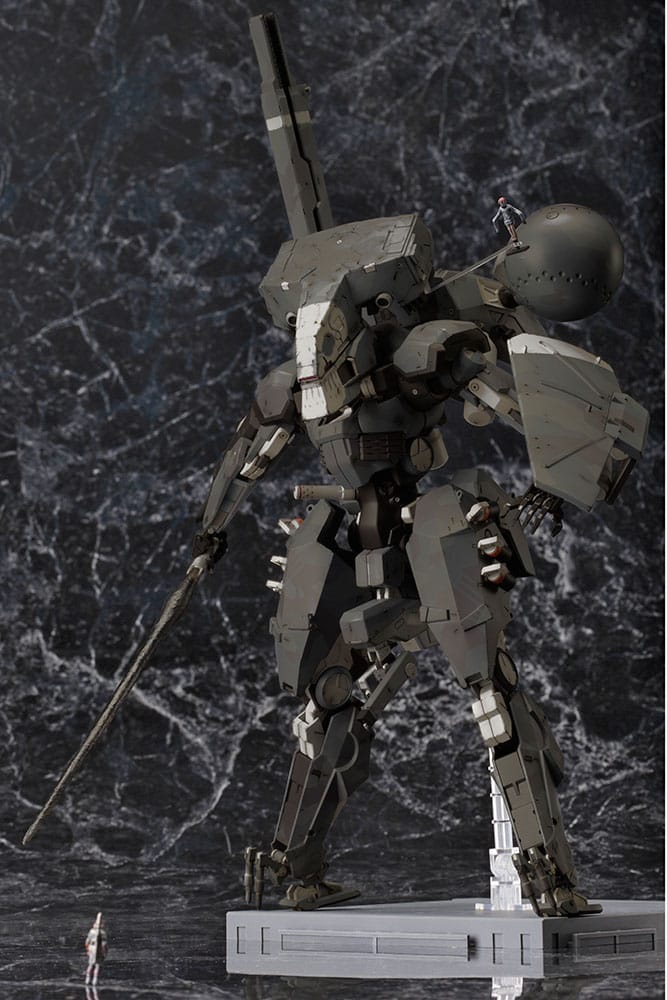Metal Gear Solid V Maqueta Plastic Model Kit 1/100 Metal Gear Sahelanthropus Black Ver. 36 cm
