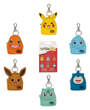 Pokémon by Loungefly encantos del bolso Mystery Box Expositor (12)