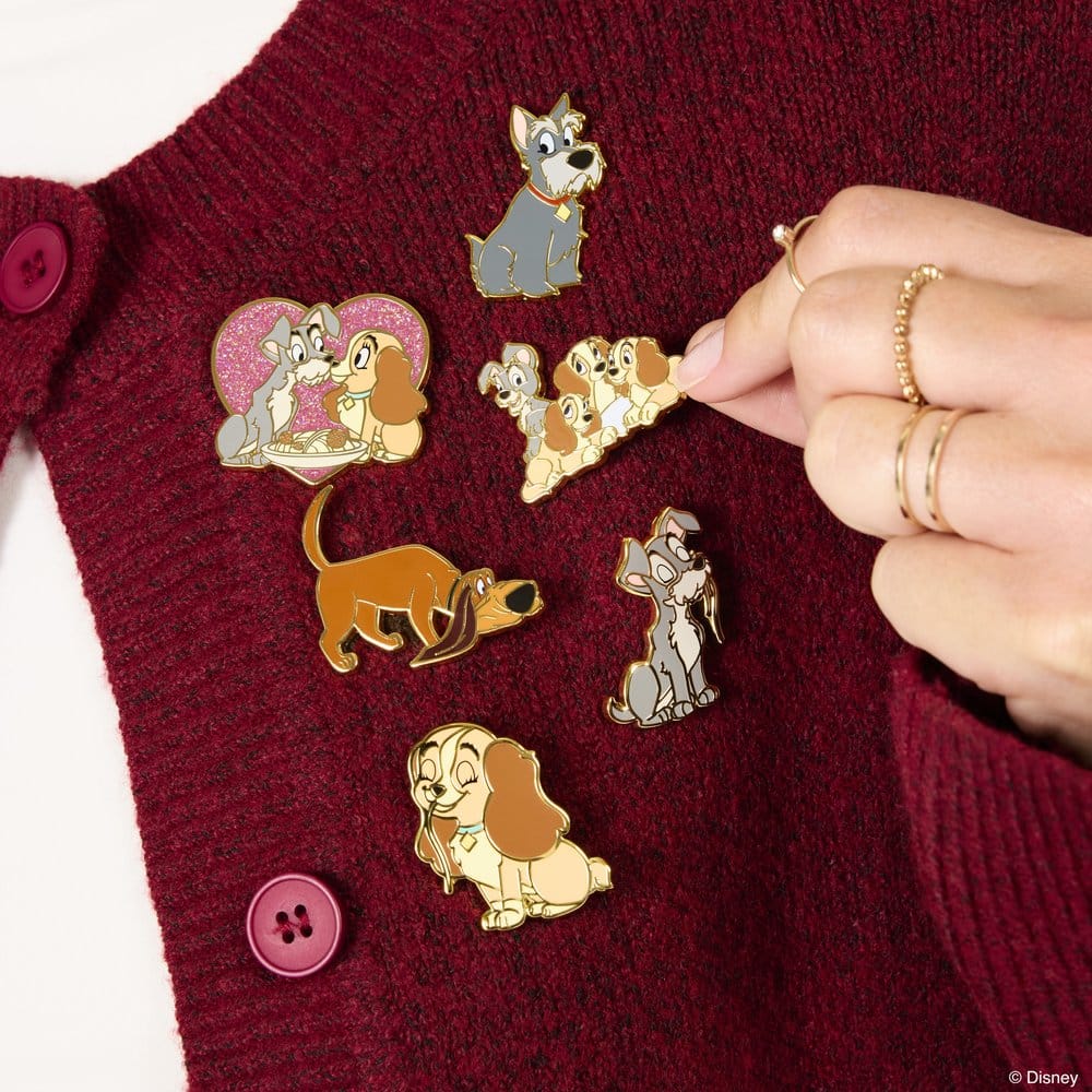 Disney by Loungefly Chapas esmaltadas Lady and the Tramp Blind Expositor (12)