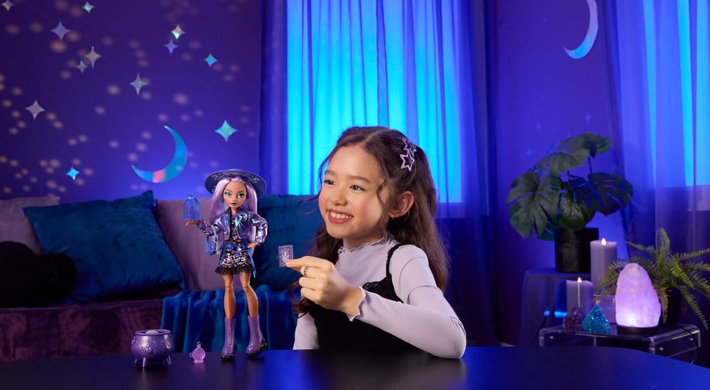 Muñeca Layla Crystal Moonspell Magic Monster High