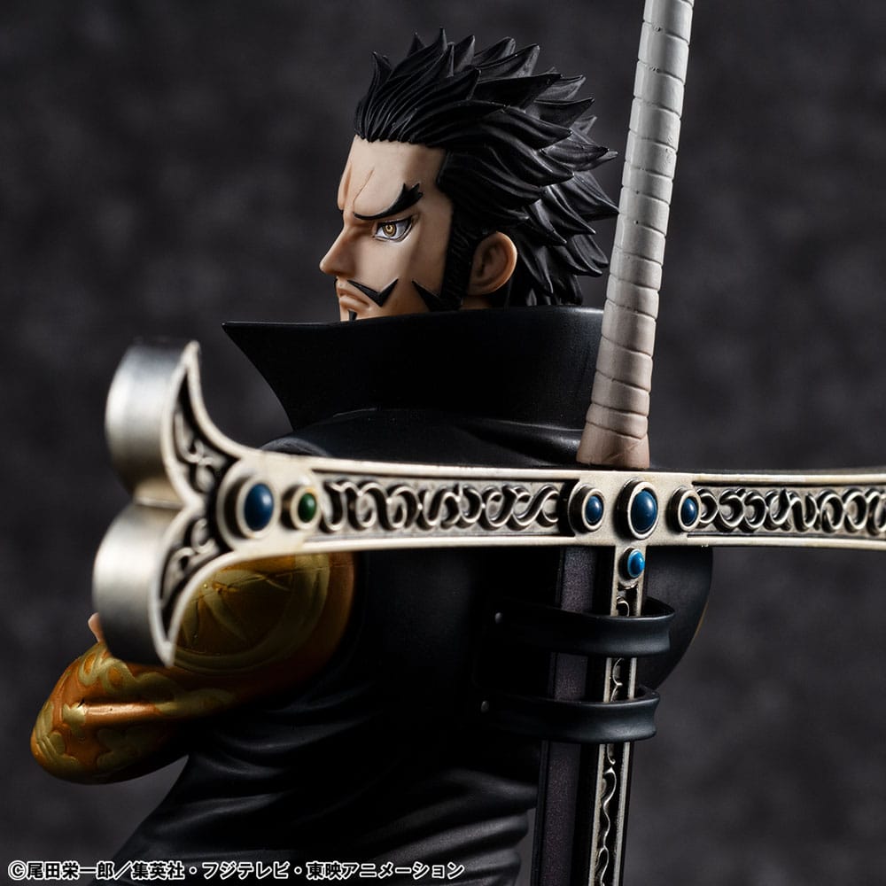 One Piece Estatua PVC P.O.P. SA-MAXIMUM Hawk Eye Dracule Mihawk Ver. R 29 cm
