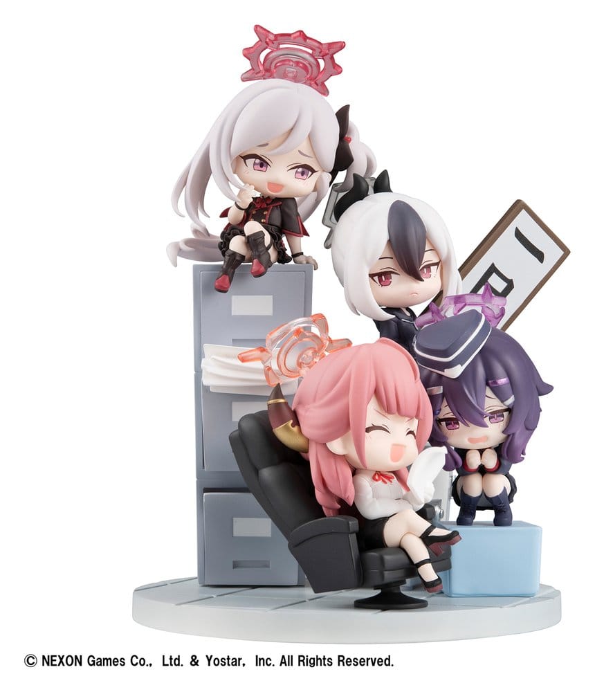 Blue Archive Figura PVC FigUnity 14 cm (with gift)