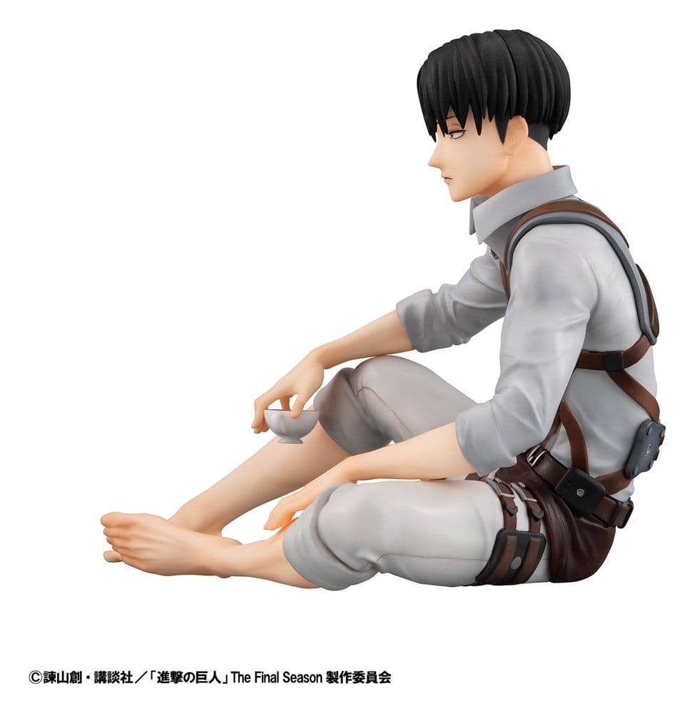 Attack on Titan Figura PVC G.E.M. Series Squad Captain Levi Palm Size 9 cm