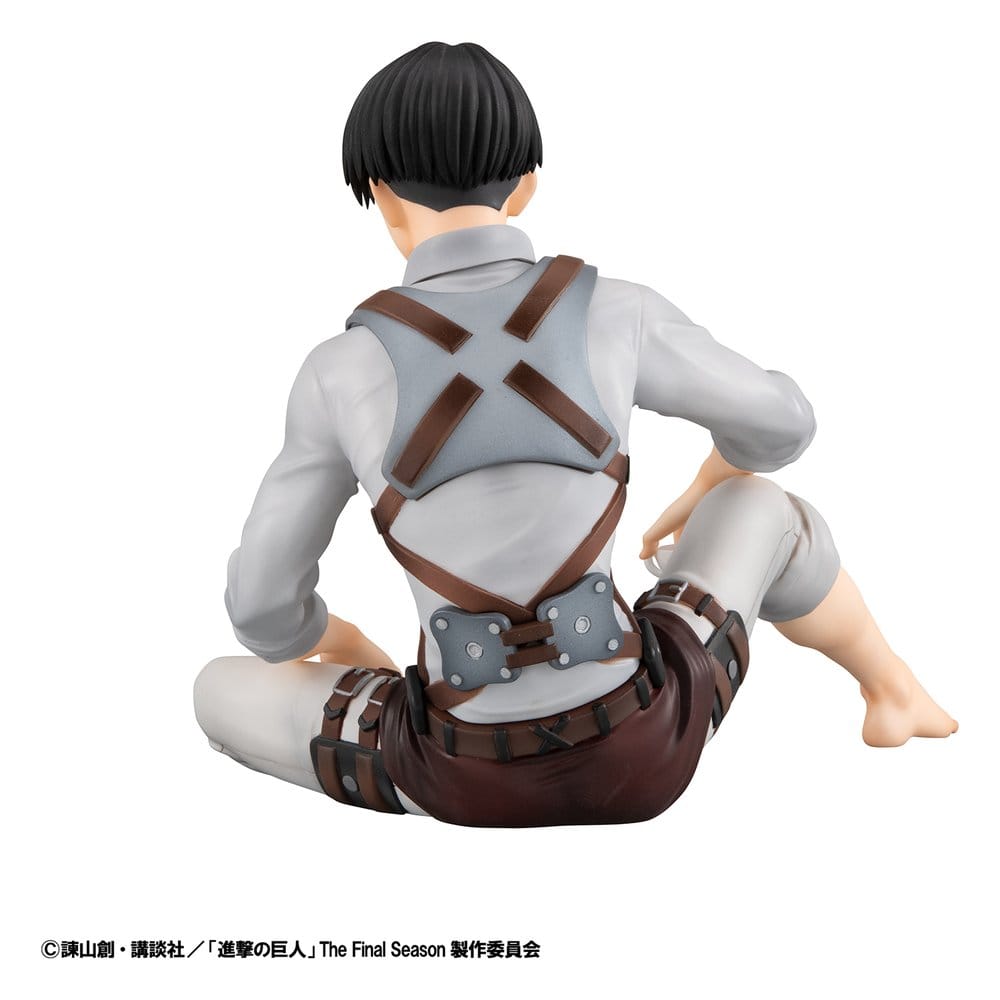 Attack on Titan Figura PVC G.E.M. Series Squad Captain Levi Palm Size 9 cm