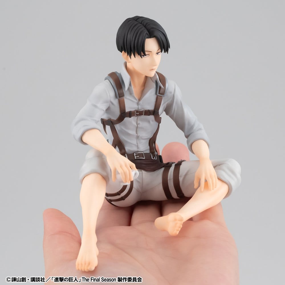 Attack on Titan Pack de 2 Figuras PVC G.E.M. Series Eren Yeager & Squad Captain Levi Palm Size