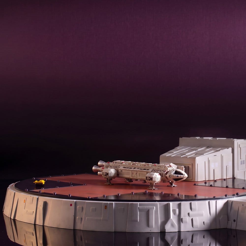 Space: 1999 Juego Landing Pad (with Eagle Transporter) 46 cm