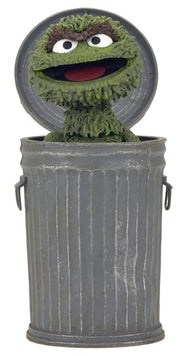 Sesame Street Ultimate Figura Oscar the Grouch 18 cm