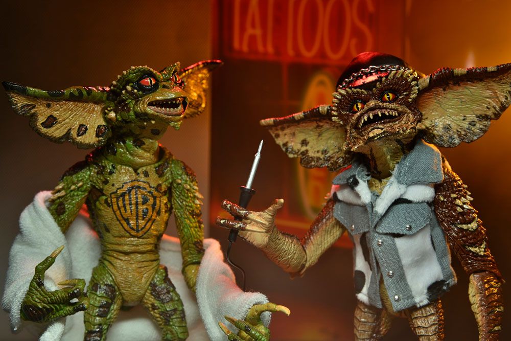 Figura neca pack 2 figuras gremlins 2 tattoo gremlins