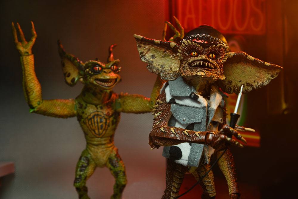 Figura neca pack 2 figuras gremlins 2 tattoo gremlins