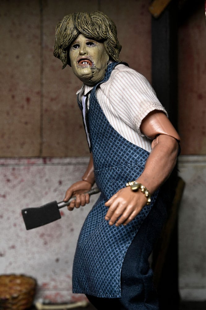 La Matanza de Texas Clothed Figura Leatherface with Old Lady Mask 20 cm