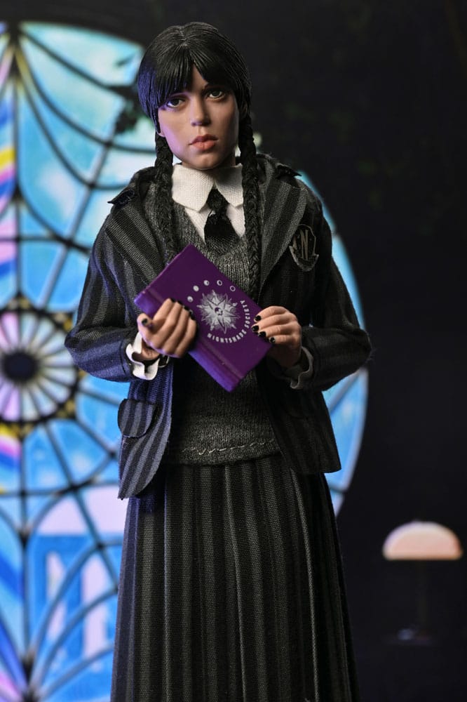 Wednesday Paquete de 2 Figuras Wednesday Addams (Nevermore Uniform) and Enid 20 cm