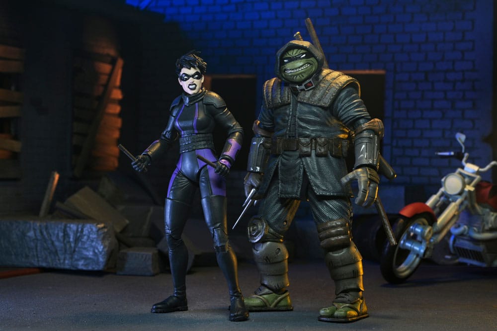 Tortugas Ninja (The Last Ronin The Lost Years) Figura Casey Marie with Last Ronin Motorcycle 18 cm